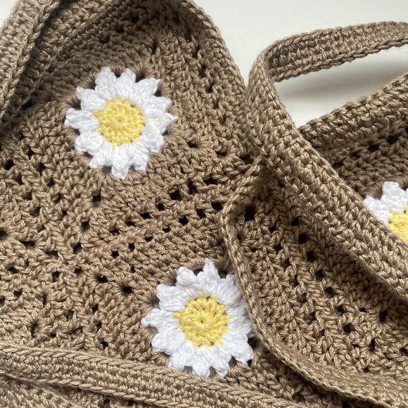 Handmade Granny Square Crochet Bag Unlined - Picture 4 of 7